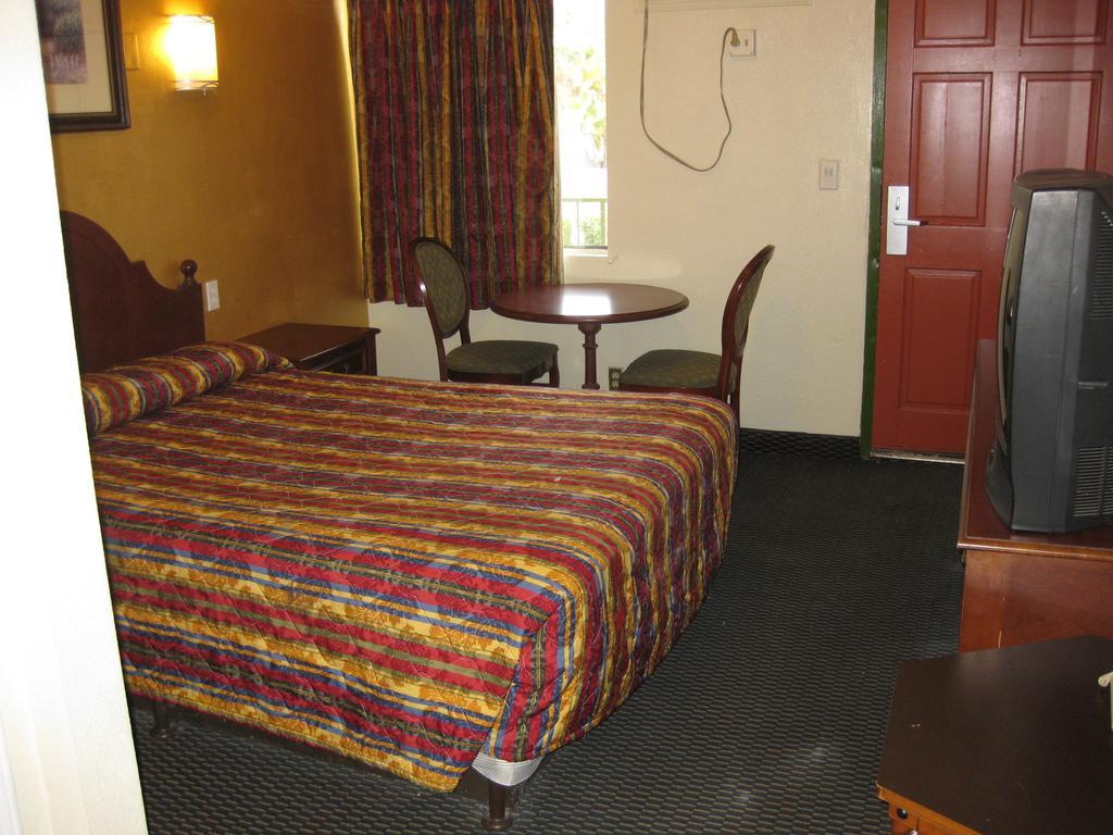 Sunshine Motel San Bernardino Exterior photo